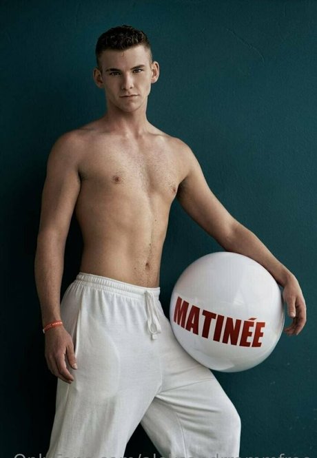 nude pregnant onlyfans top pictures