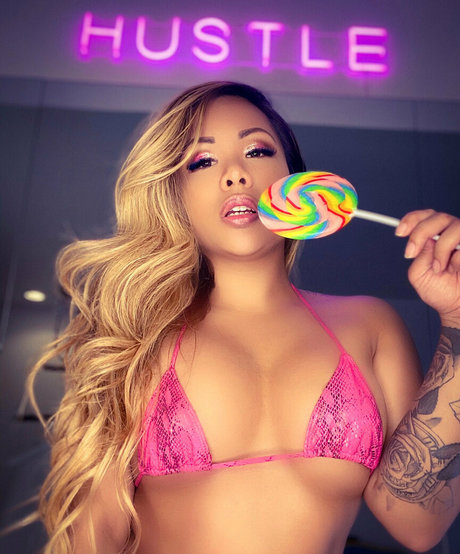 exoticbooty Profile Photo