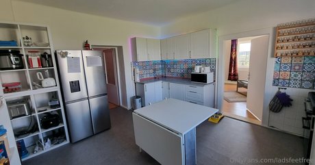 ladsfeetfree model perfect pictures