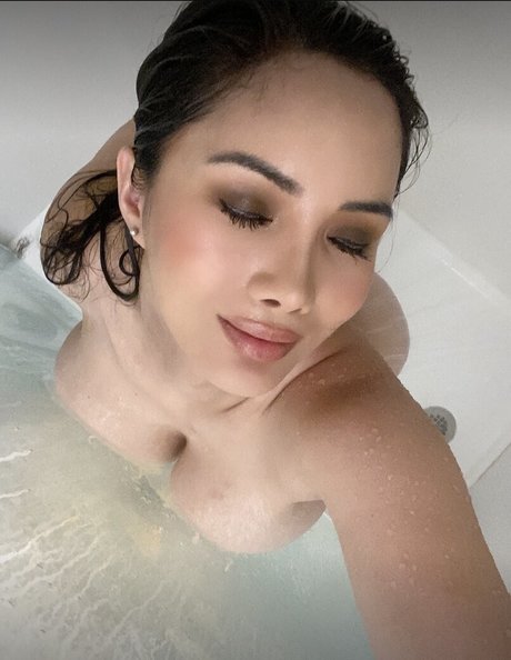 hairy legs onlyfans free naked image