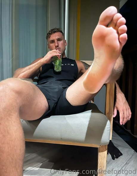 freefootgod star erotic archive