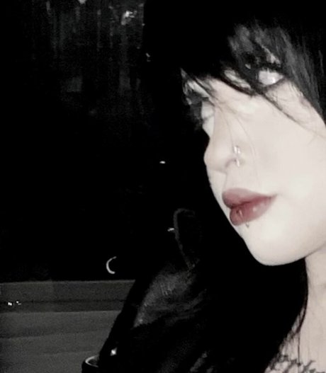 famous onlyfans porno img