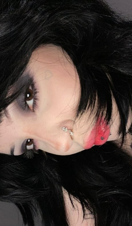 Ghostbabss nude pornstar archive