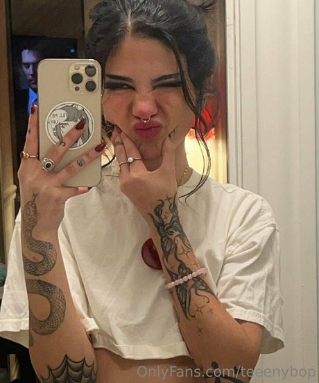 teeenybop nude pornstar archive