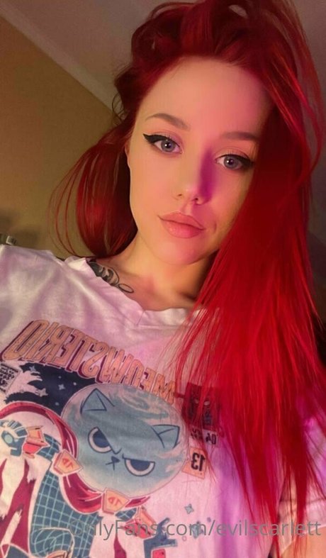 evilscarlett perfect star img