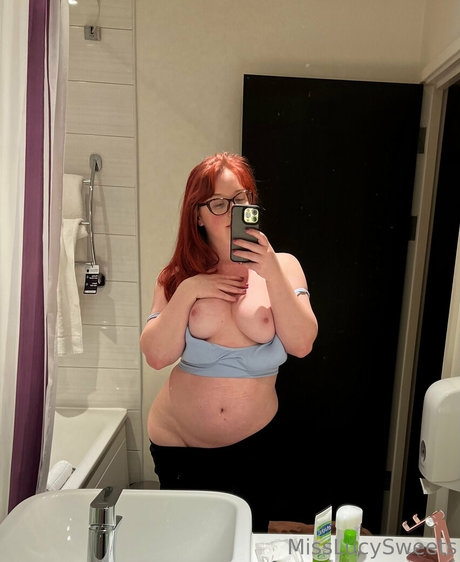 sweetlucyspage erotic star pics