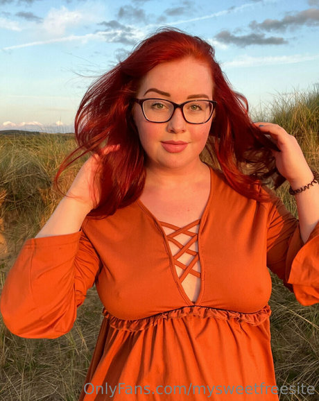 sweetlucysfreepage hot actress photo