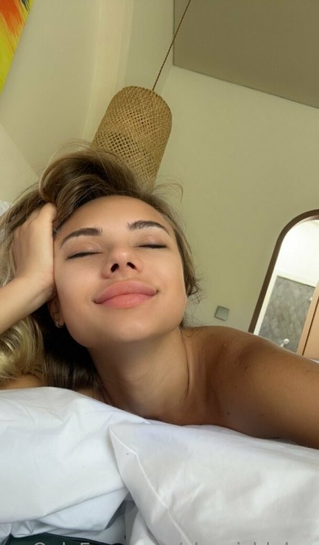 Cherrishluluu sex pornstar archive