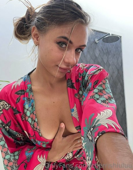 Cherrishluluu model free images