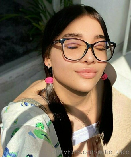 asian blonde onlyfans erotic galleries