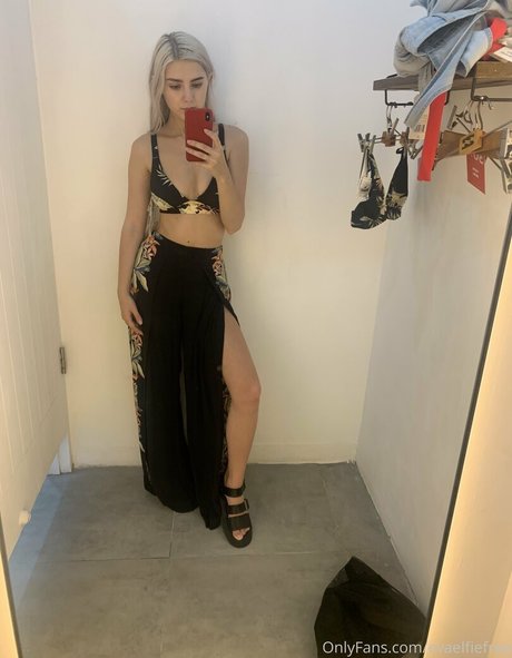 evaelfiefree pornstar nudes photo