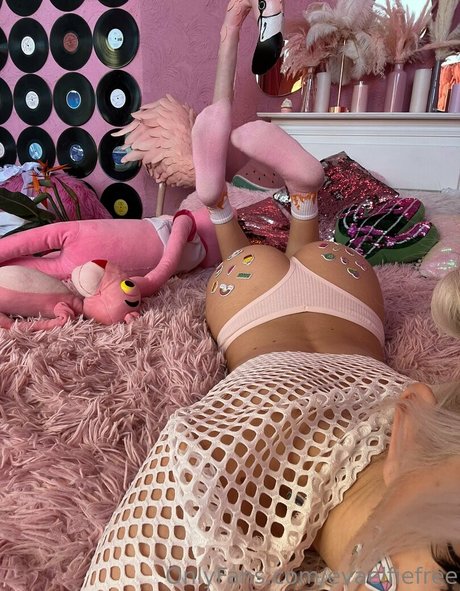 evaelfiefree perfect model pictures