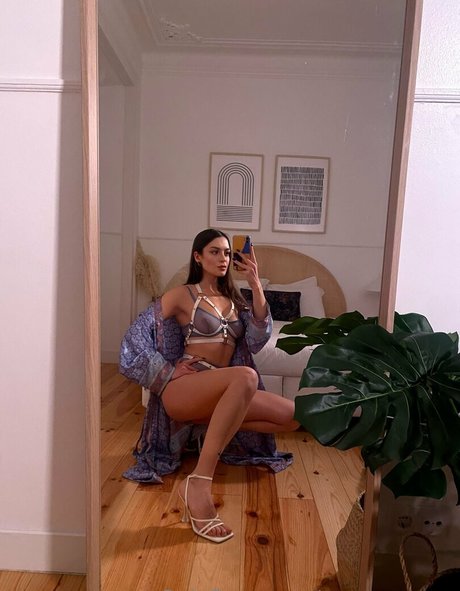 vera venera exclusive model gallery