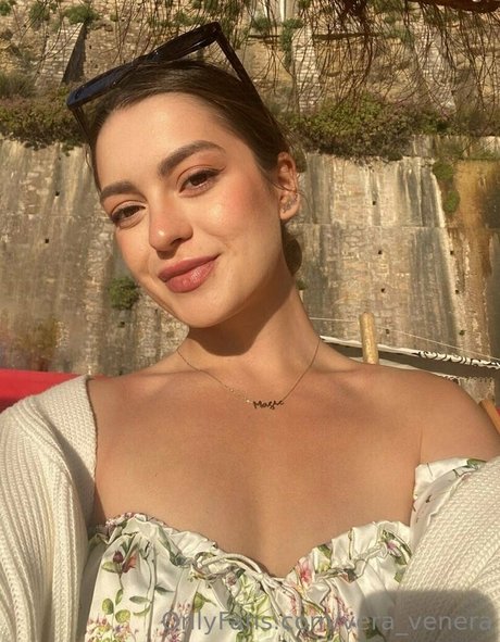 vera venera naked pornstar photo