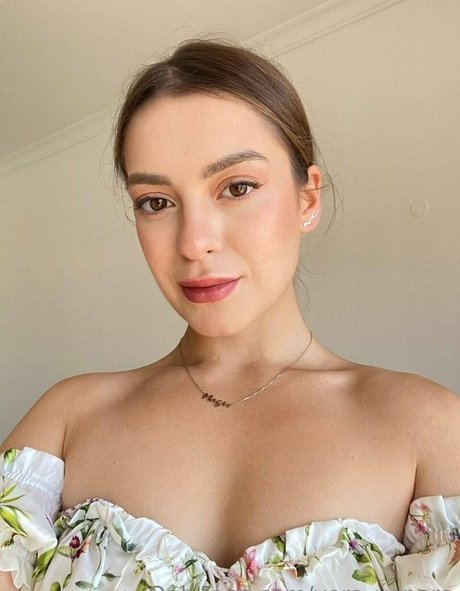 petite asian onlyfans beautiful pics