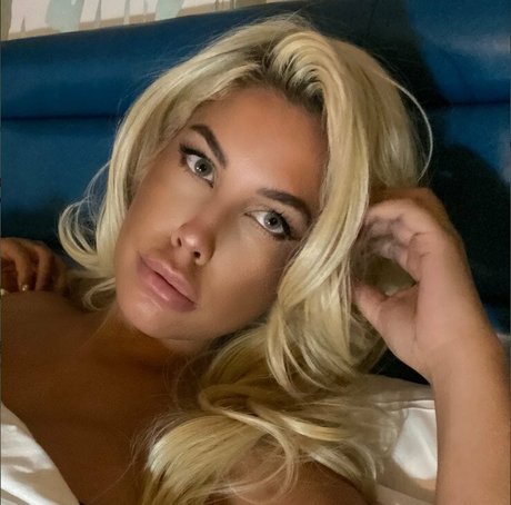 naked pictures onlyfans beautiful naked gallery