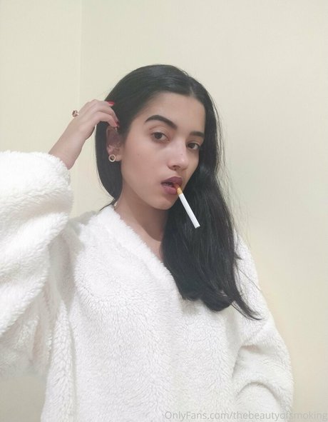 thebeautyofsmoking adult model pictures
