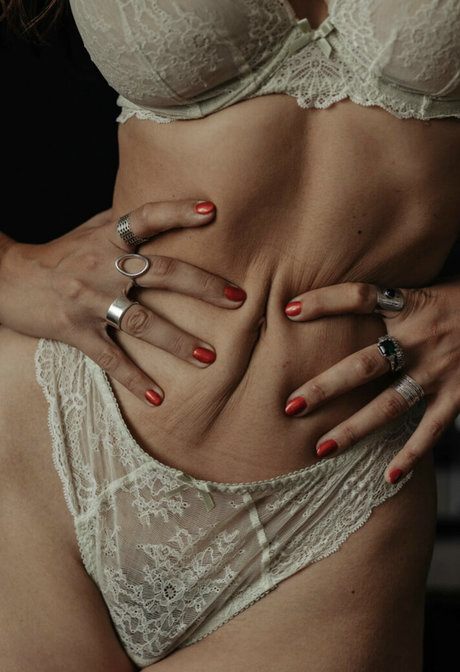 ___s asha_ nudes actress photos