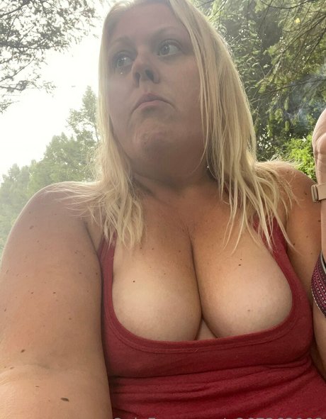 redhead xxx onlyfans pretty photos