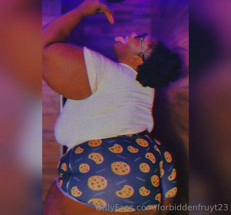 forbiddenfruyt23 pornstar adult images