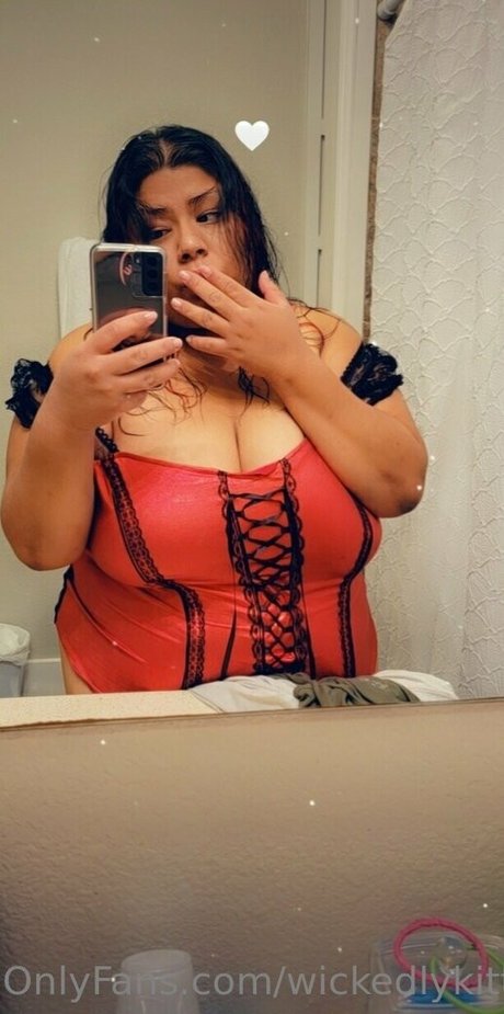 wickedlykitten model hd photos