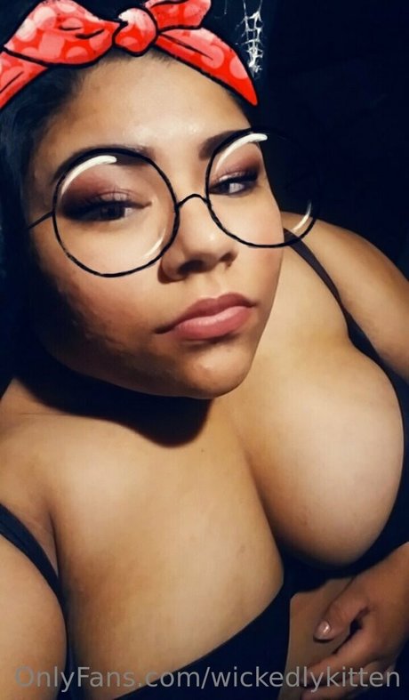 wickedlykitten porn model pics