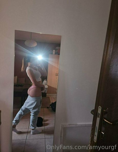 amyourgf sex model image