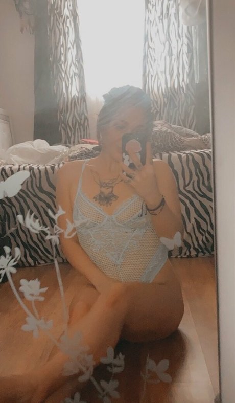 serenitysapphire808 pornstar sexy img