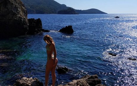 Sophie Pettifer nice model image