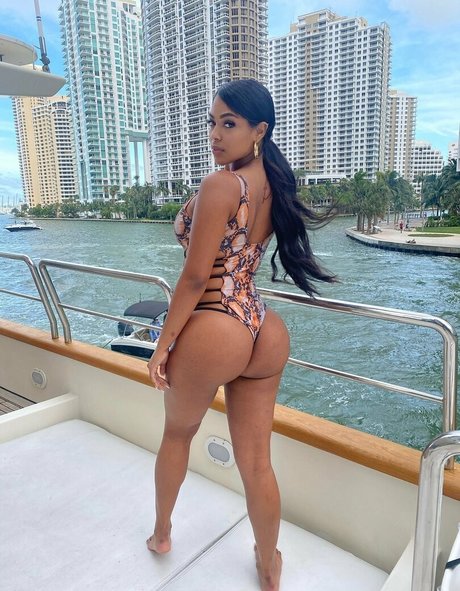 nataliemor model erotic pictures