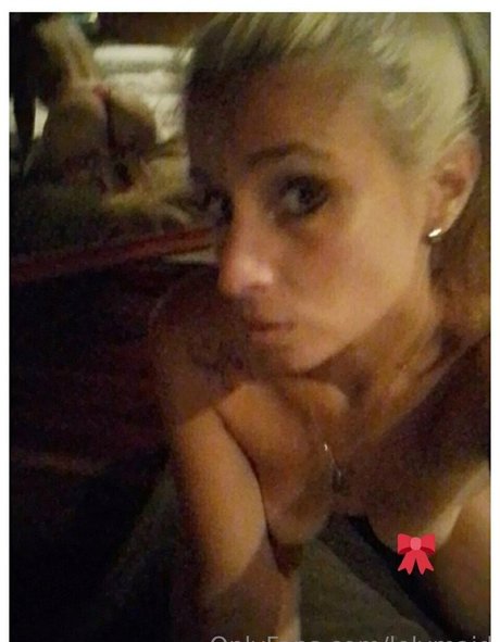 lelymaid sexy model galleries