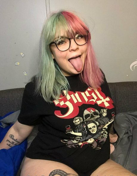 pov asian onlyfans pretty photos