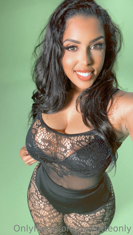 sweetteonly nice model image