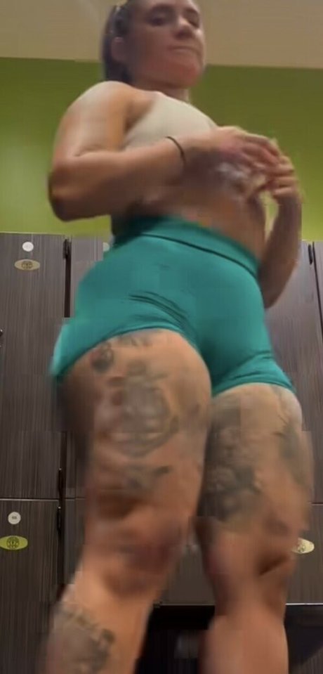 Lolo Barreiro hot star image