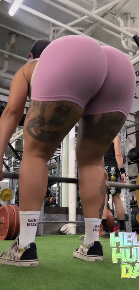 Lolo Barreiro naked actress pic