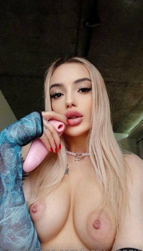 lesbian massage onlyfans pornos pics