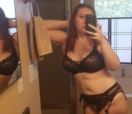 enterthelunaverse pornstar adult gallery