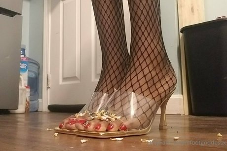 petite nude onlyfans hd photo