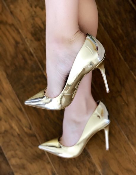 money onlyfans beautiful nude image