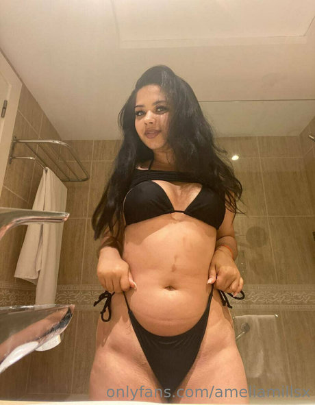 ameliamillsx free actress pictures