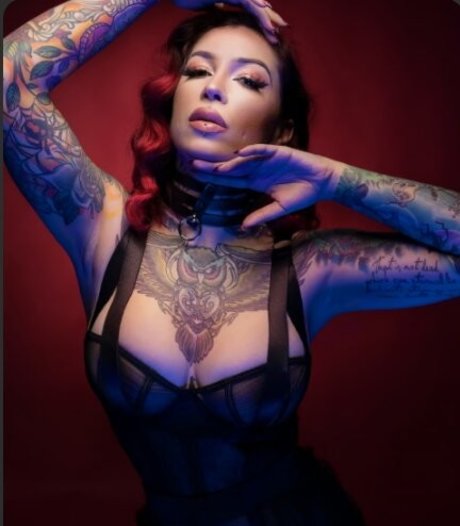 hexe mg model nudes gallery