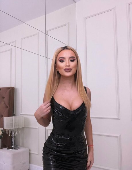 LanaReyes star sexy photo