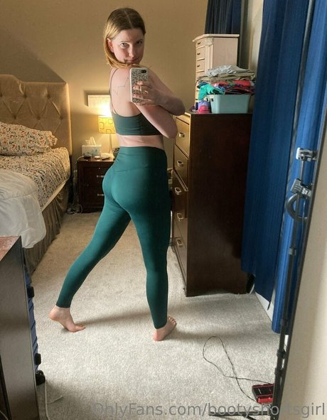 bootyshortsgirl adult actress pics