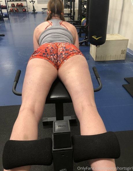 bootyshortsgirl model naked archive