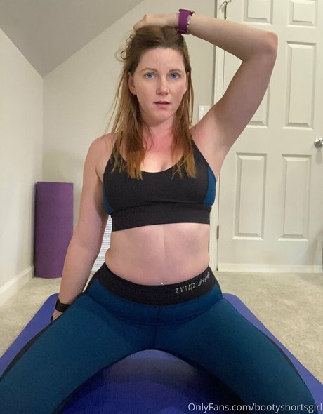 bootyshortsgirl star art images