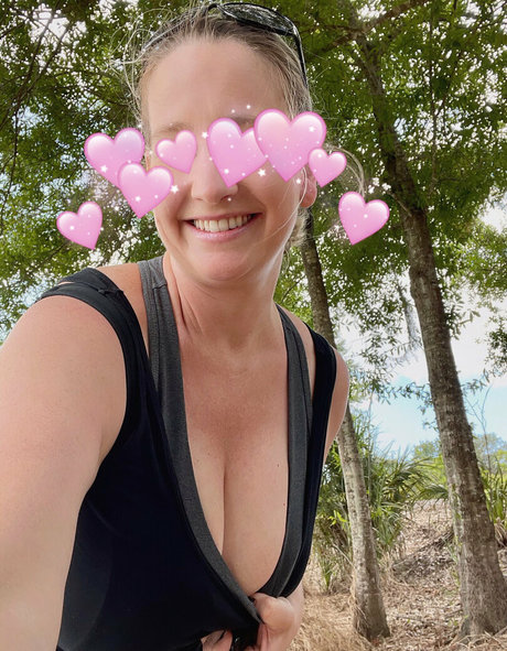 lizmyth xxx star img