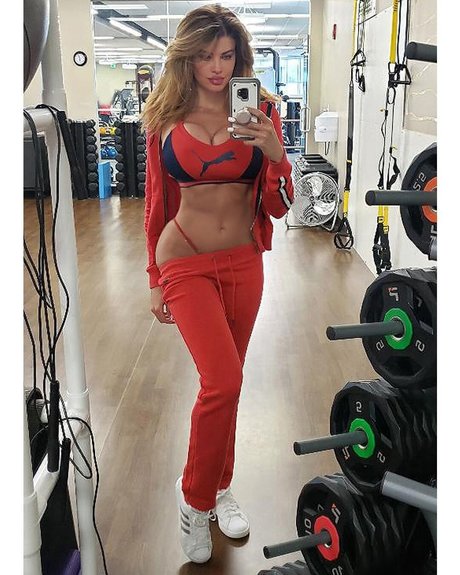 Dana Hamm best star pictures