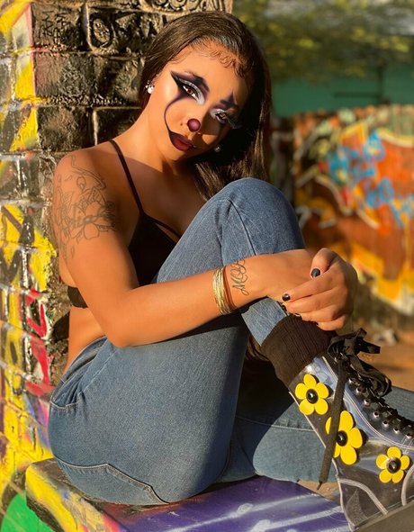 rollsroycebarbie pornstar nude photo