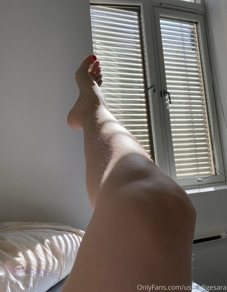 uskyldigesara pretty model gallery