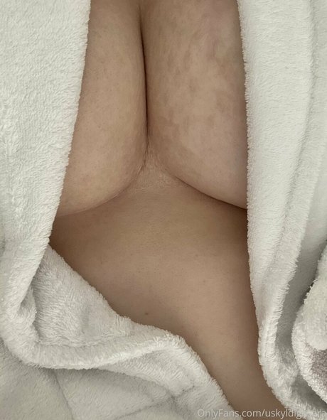 uskyldigesara star free pictures